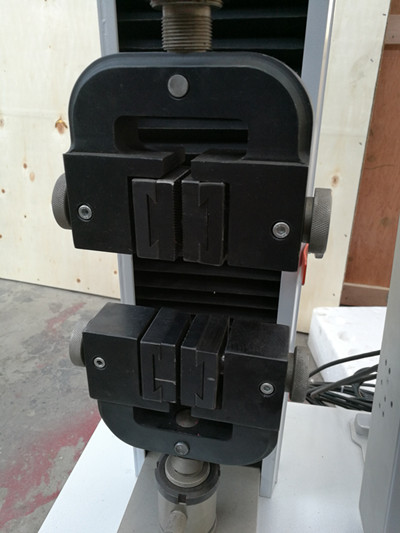 電子拉力試驗(yàn)機(jī)平推輔具